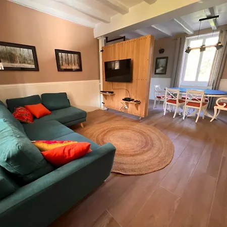 Feriehus De Charme Au Bal Des Hirondelles Classe 5* *