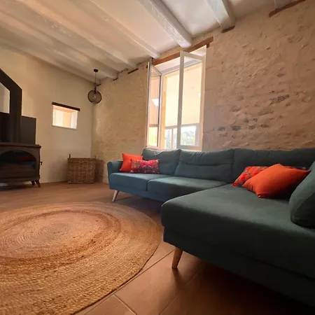 De Charme Au Bal Des Hirondelles Classe 5* Holiday home