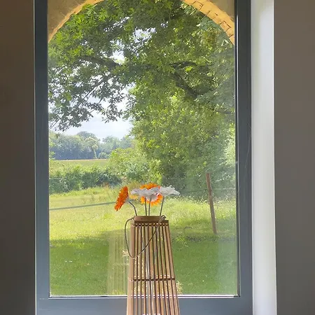 Holiday home De Charme Au Bal Des Hirondelles Classe 5*